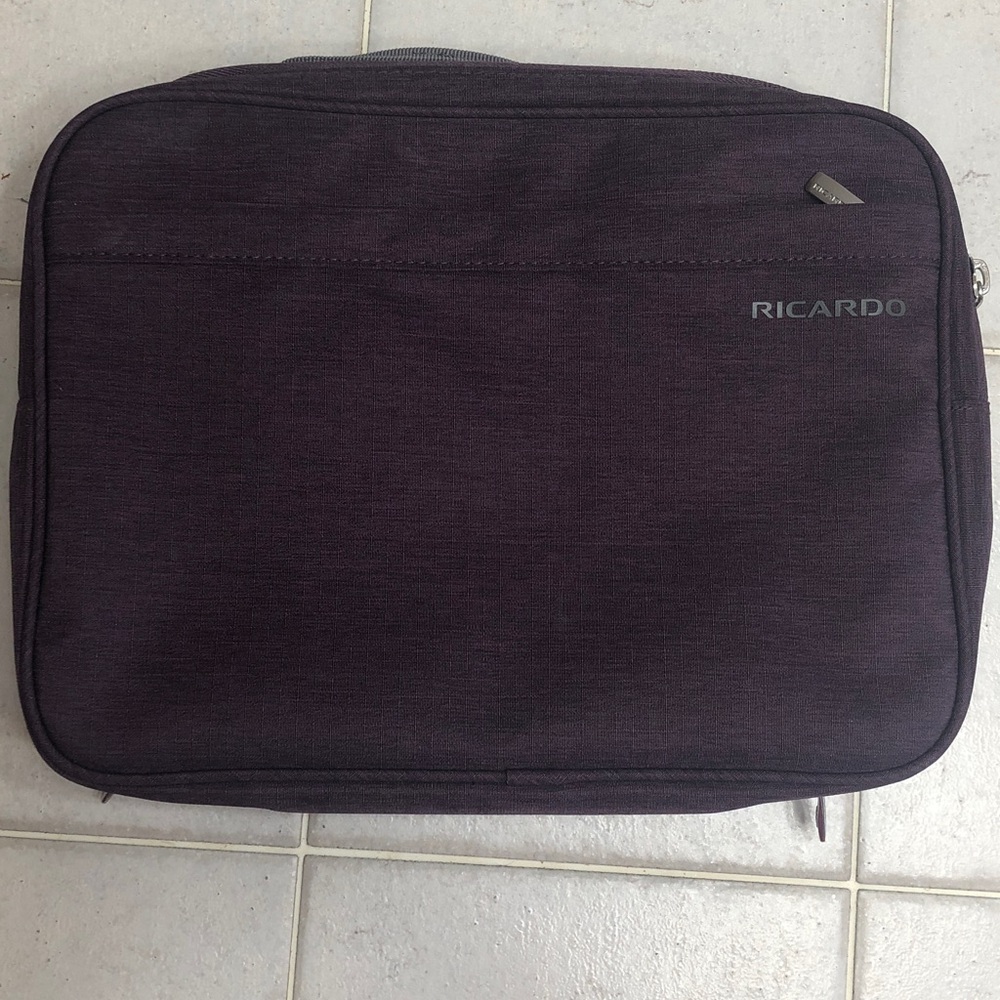 Ricardo Essentials Deluxe Organizer Cosmetic Bag - Purple